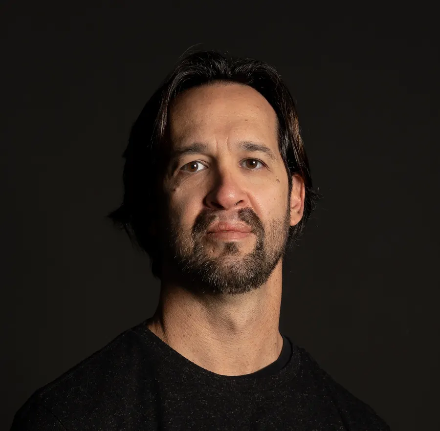 Alex F. Fornazari